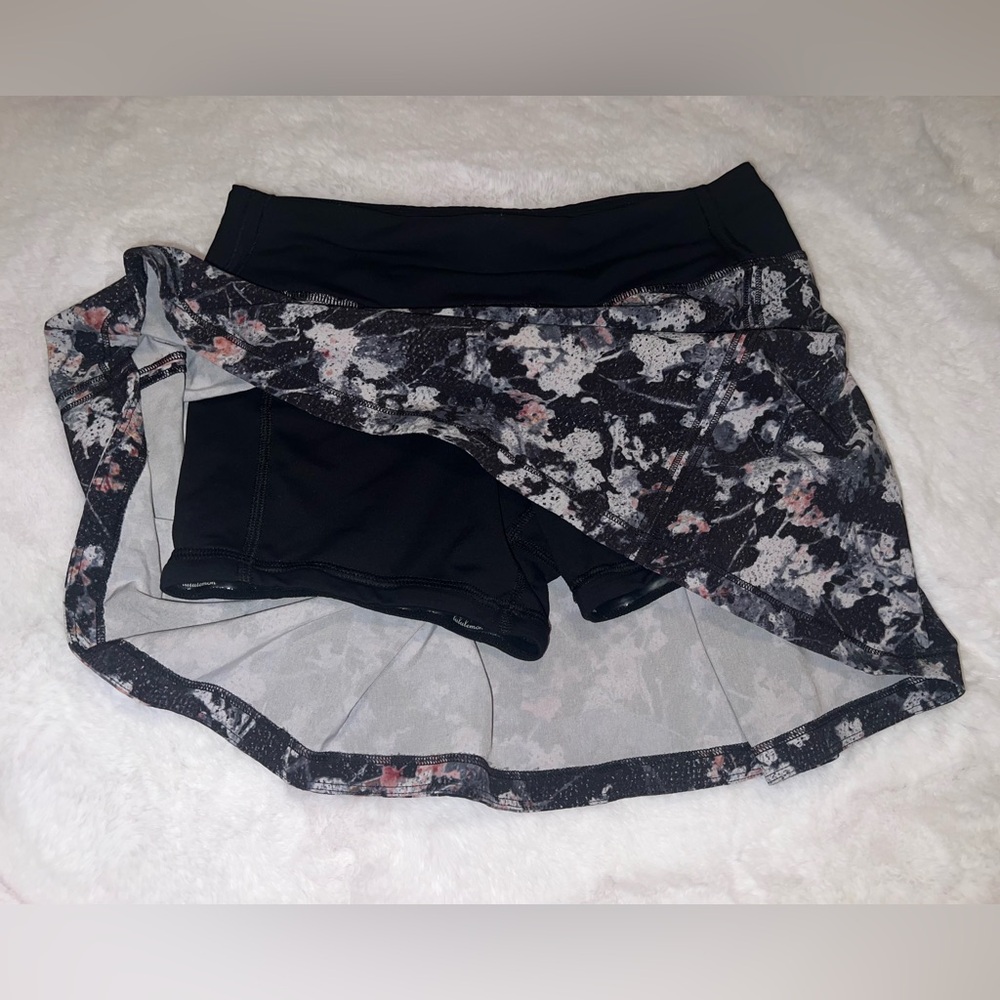 Lululemon pace rival skirt skort